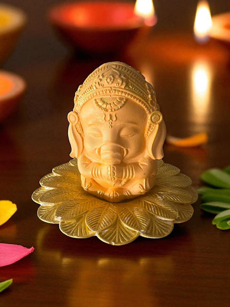 Ganesha idol table decor
