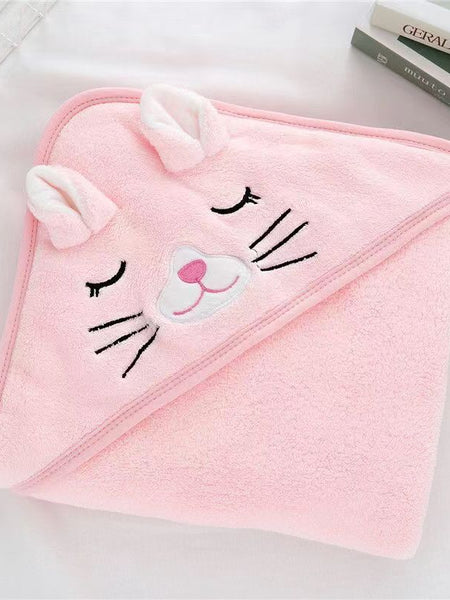 Hoodie Towel – Cuddly, Absorbent, and Fun!